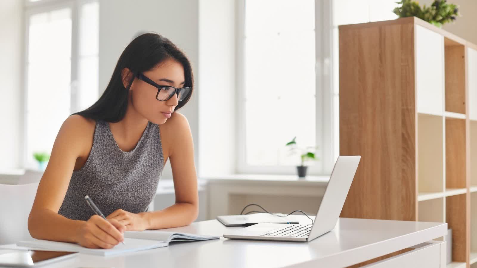 Why Spoken English Skills Open Doors That Written English Cannot